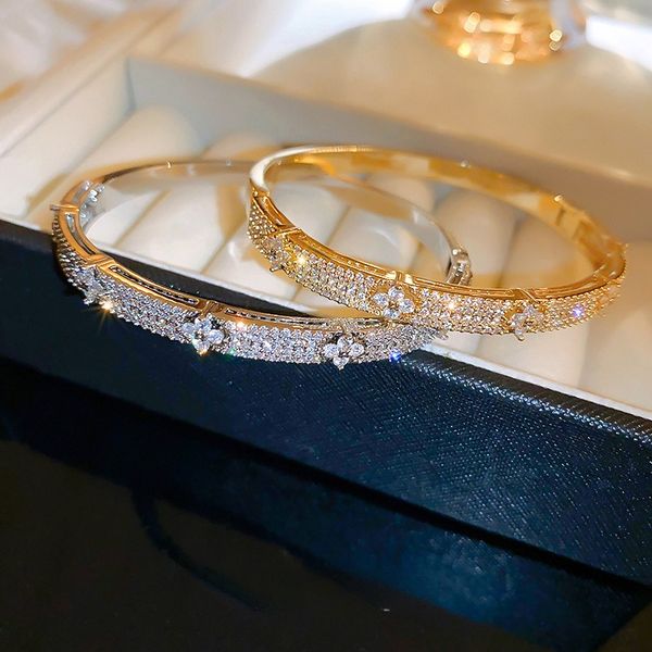 Luxury Bracelet Classic Bracelet Designer for Women Cuff copper Bangle Designer Cuff Jewelry Woman Party Gift