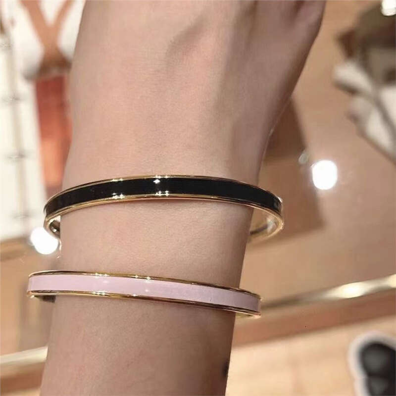 Designer Bracelet Mens luxury Bracelet Titanium Steel Enamel Bangle 18k rose gold 20 Styles Fashion Jewelry Luxury Stylish Stackable Accessory for Women Men